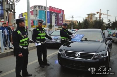 半小时查出三辆套牌车